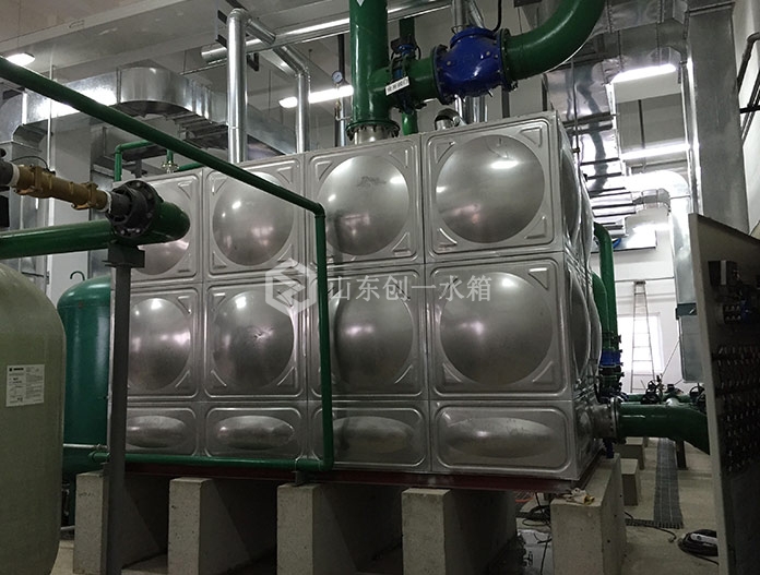 河北石家莊某工地-不銹鋼水箱